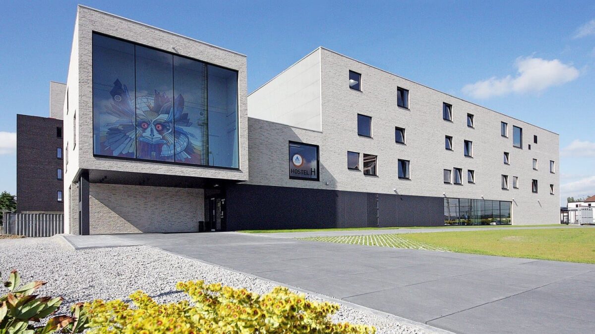 Hostel H 1
