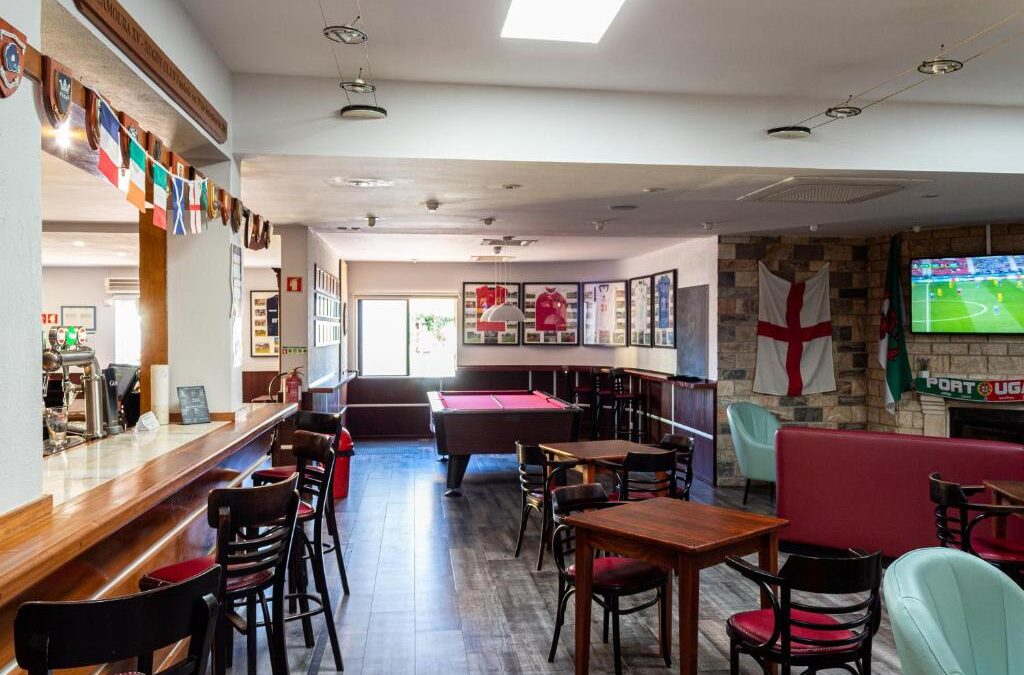 browns bar 2