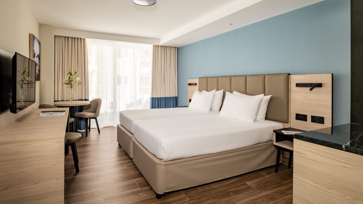 standard-double-twin-room3-scaled