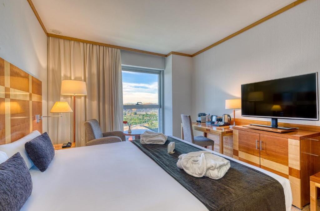 250424014108_698_kamer