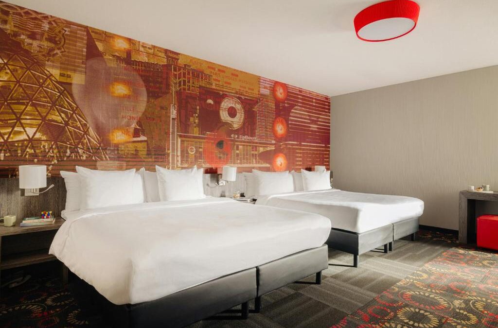 817818804
