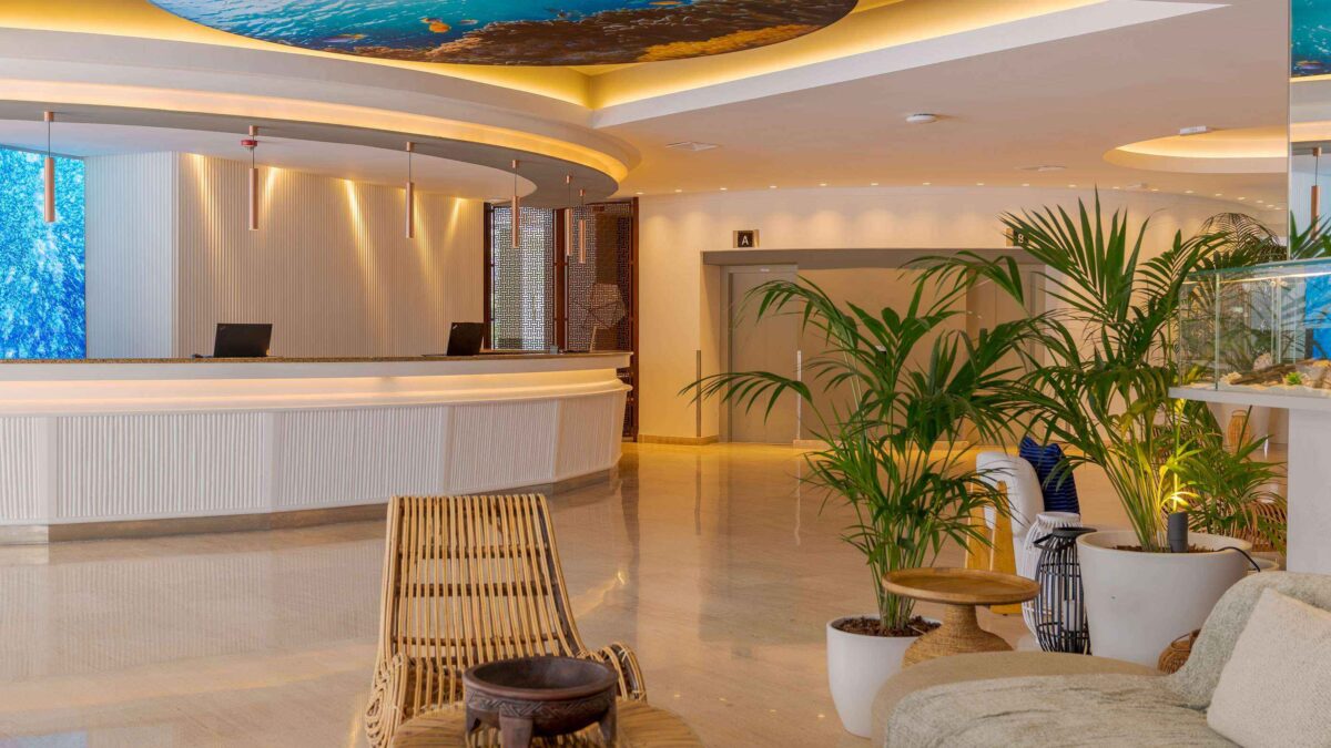 pestana-blue-alvor-gallery-facilities-reception